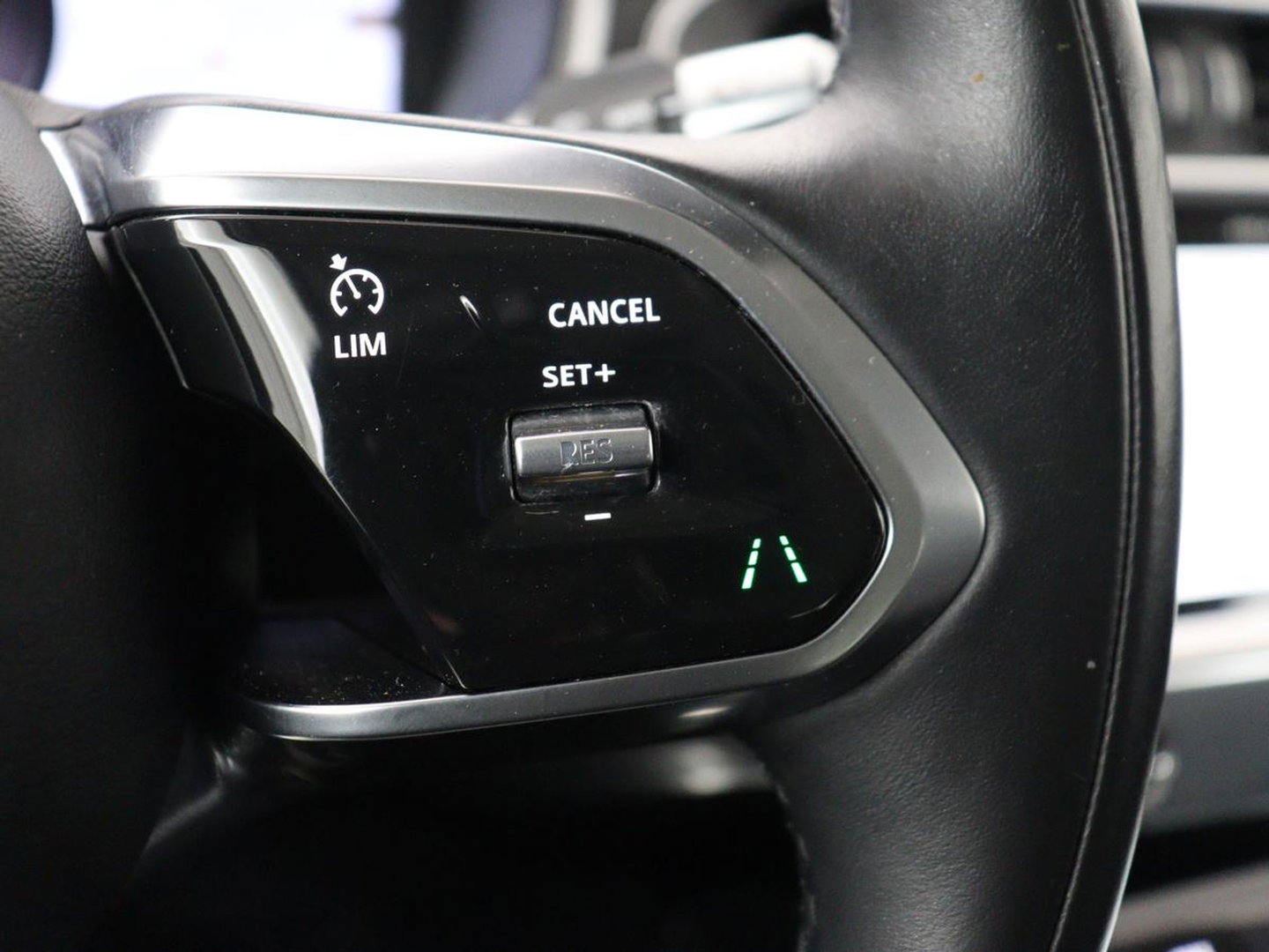 Jaguar I-PACE EV320 S Business Pack 90kWh | SOH 91% | Stoelverwarming | 360 Camera | Carplay | Meridian Surround | Full LED | Navigatie