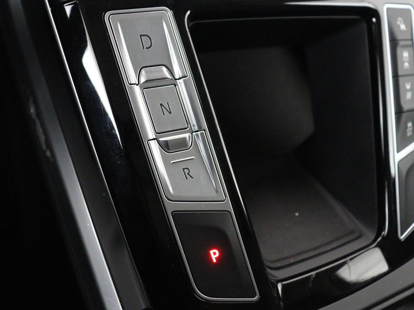 Jaguar I-PACE EV320 S Business Pack 90kWh | SOH 91% | Stoelverwarming | 360 Camera | Carplay | Meridian Surround | Full LED | Navigatie