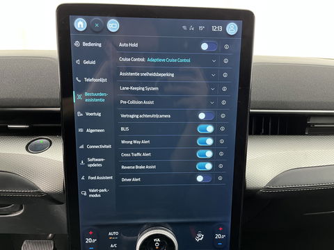 Ford Mustang Mach-E RWD 75 kWh [ 3-Fase-11kW ] {SOH-83%} (INCL-BTW)  Aut. *LEATHER | FULL-LED | DAB | DIGI-COCKPIT | KEYLESS | NAVI-FULLMAP | CARPLAY | HEATED-COMFORTSEATS | TOPVIEW | ADAPTIVE-CRUISE | PRIVACY-GLASS | 18'' ALU*