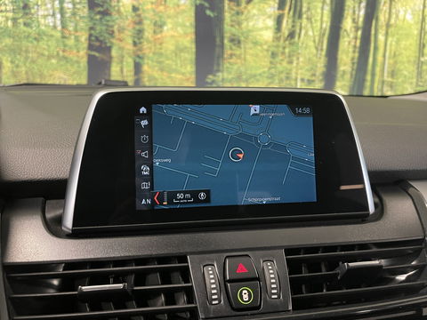BMW 2 Serie Active Tourer 225xe iPerformance High Executive | Rijmodus Regeling | Stuurwielverwarming | Stoelverwarming | Lane Assist | Spraakbediening |