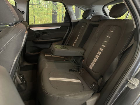 BMW 2 Serie Active Tourer 225xe iPerformance High Executive | Rijmodus Regeling | Stuurwielverwarming | Stoelverwarming | Lane Assist | Spraakbediening |