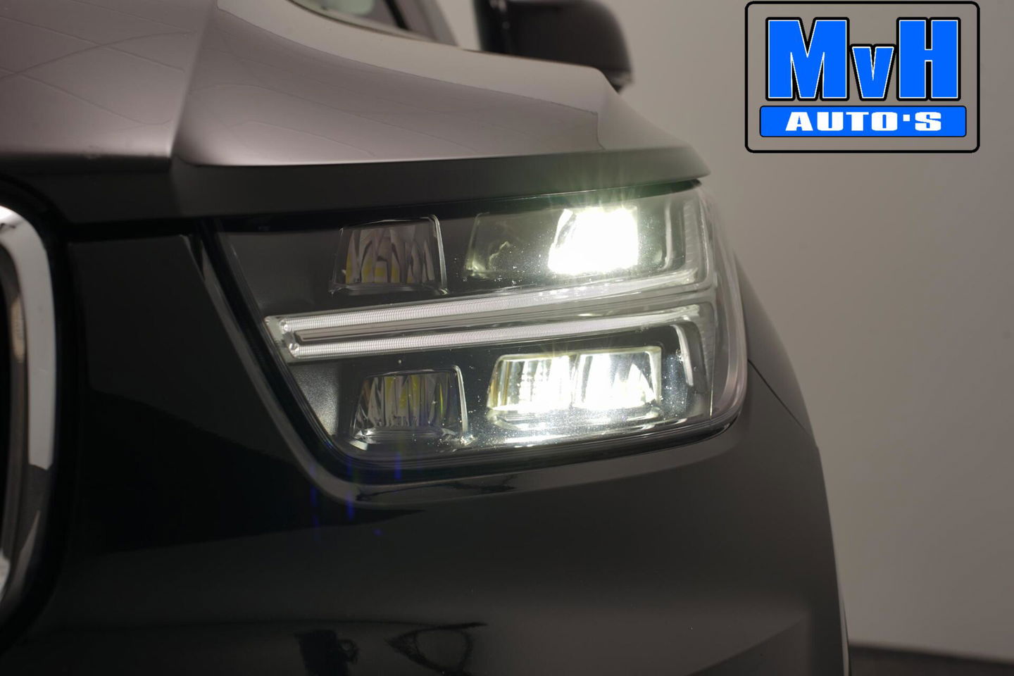 Volvo XC40 1.5 T5 Recharge Momentum|STOEL/STUUR.VERW|CAMERA