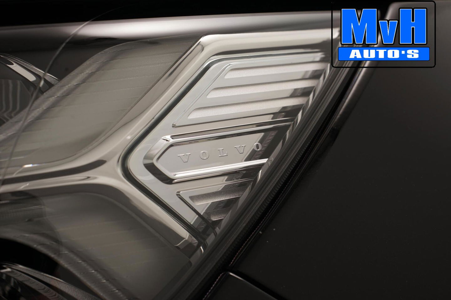 Volvo XC40 1.5 T5 Recharge Momentum|STOEL/STUUR.VERW|CAMERA