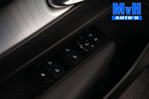 Volvo XC40 1.5 T5 Recharge Momentum|STOEL/STUUR.VERW|CAMERA