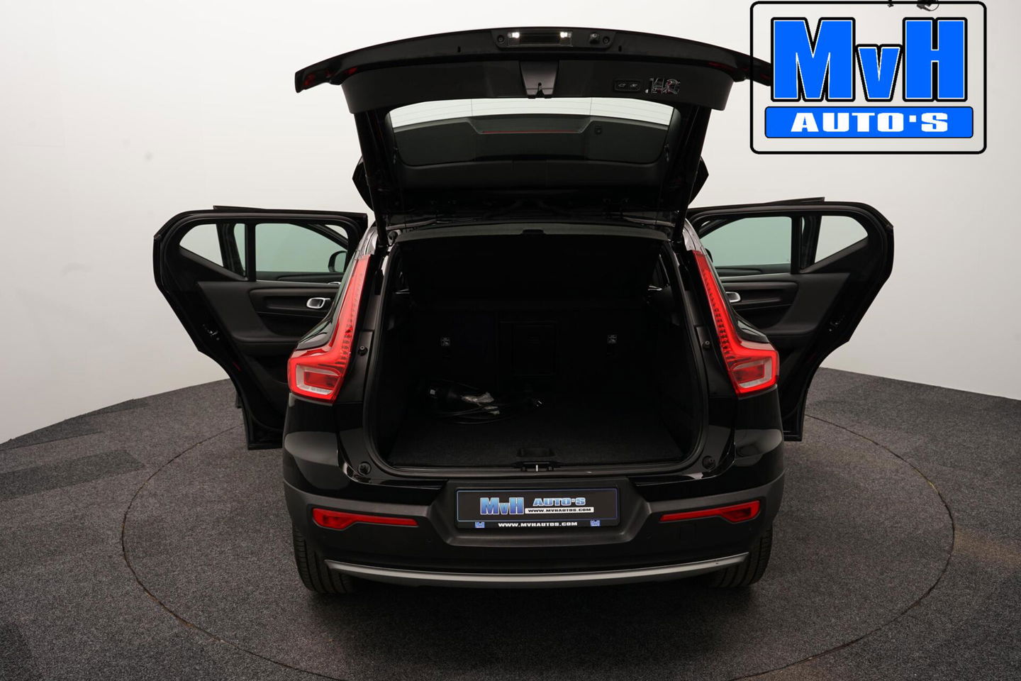 Volvo XC40 1.5 T5 Recharge Momentum|STOEL/STUUR.VERW|CAMERA