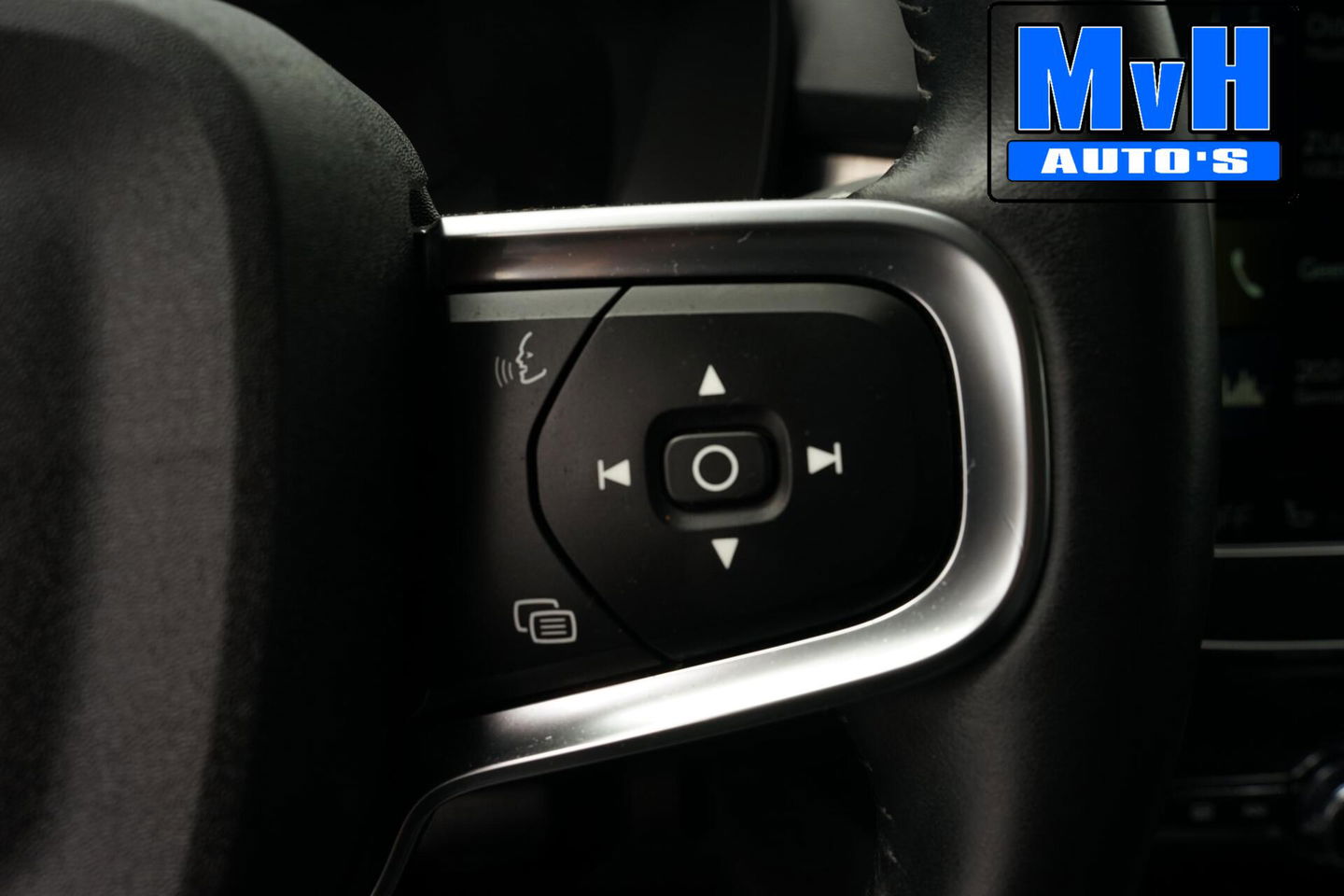 Volvo XC40 1.5 T5 Recharge Momentum|STOEL/STUUR.VERW|CAMERA