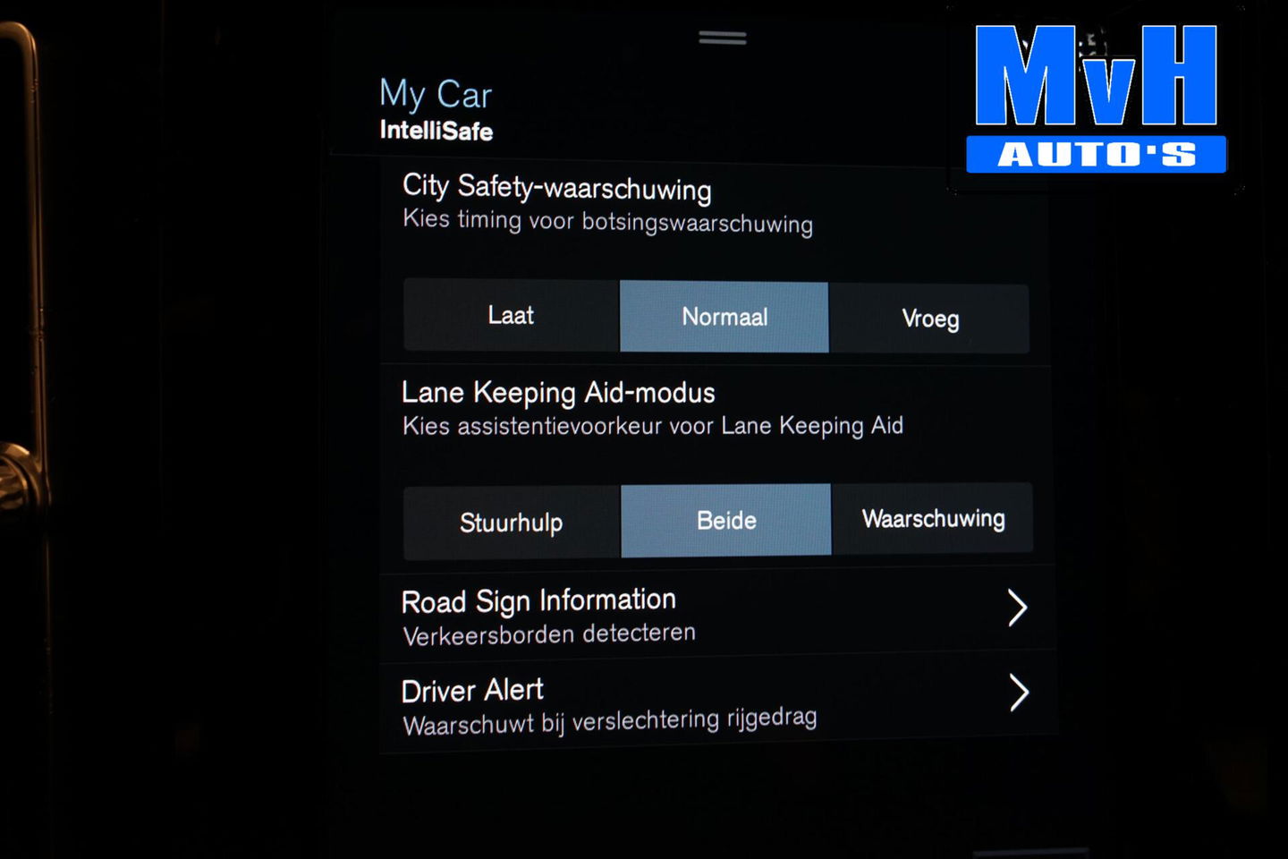 Volvo XC40 1.5 T5 Recharge Momentum|STOEL/STUUR.VERW|CAMERA