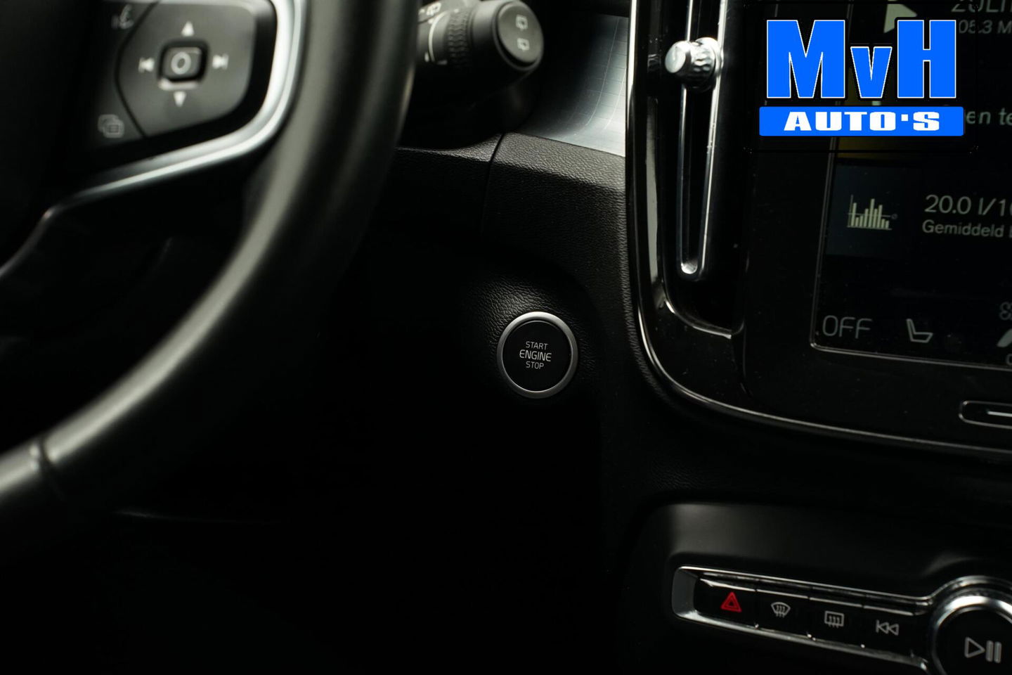 Volvo XC40 1.5 T5 Recharge Momentum|STOEL/STUUR.VERW|CAMERA