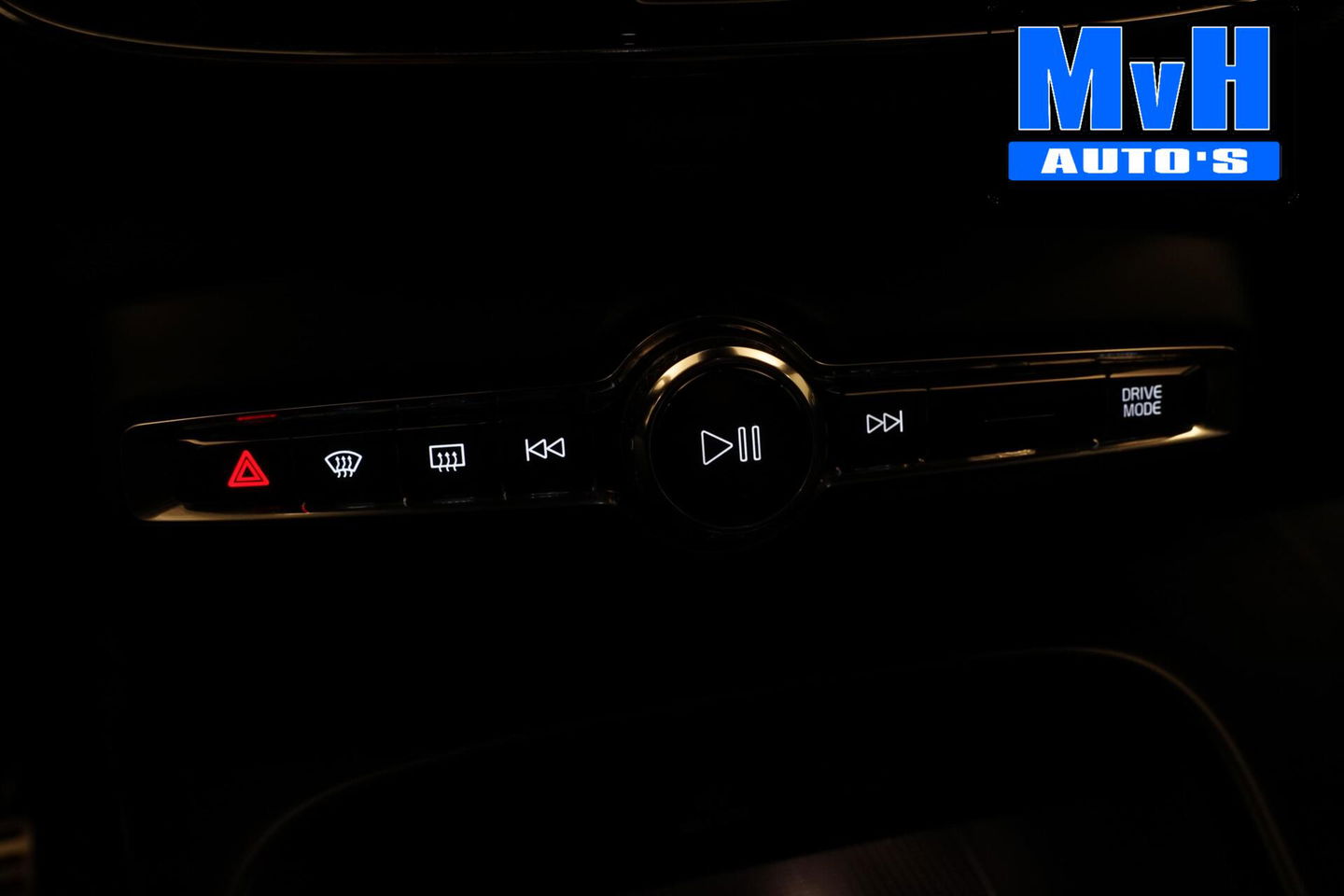 Volvo XC40 1.5 T5 Recharge R-Design|PANO|STOEL/STUUR.VERW|H/K.AUDIO