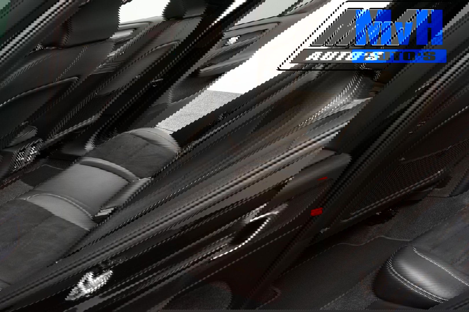 Volvo XC40 1.5 T5 Recharge R-Design|PANO|STOEL/STUUR.VERW|H/K.AUDIO