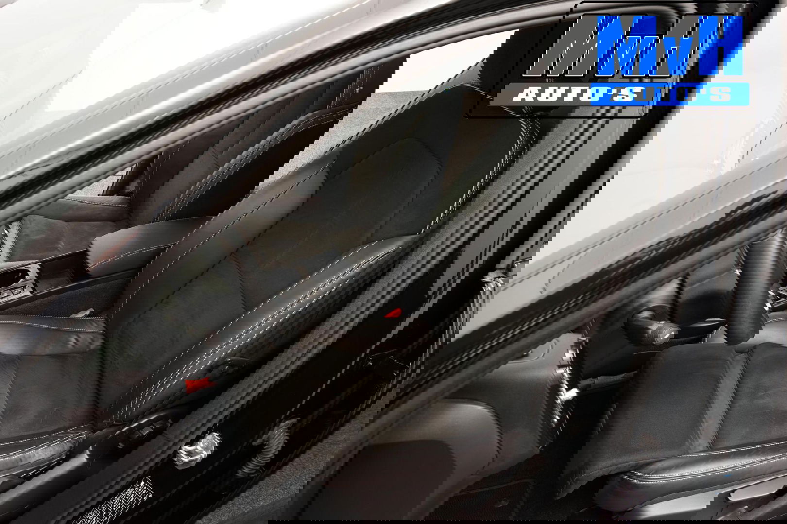 Volvo XC40 1.5 T5 Recharge R-Design|PANO|STOEL/STUUR.VERW|H/K.AUDIO