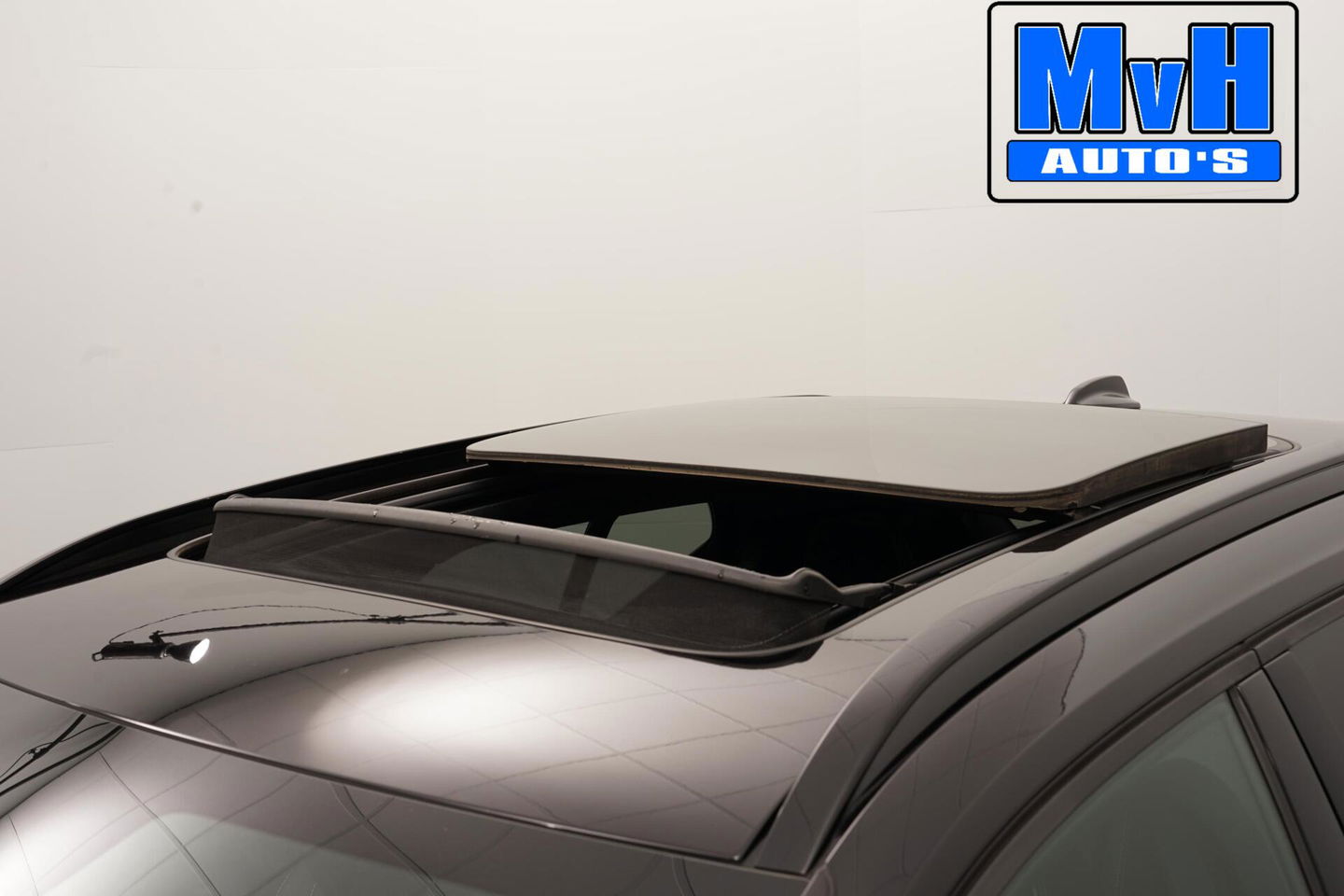 Volvo XC40 1.5 T5 Recharge R-Design|PANO|STOEL/STUUR.VERW|H/K.AUDIO