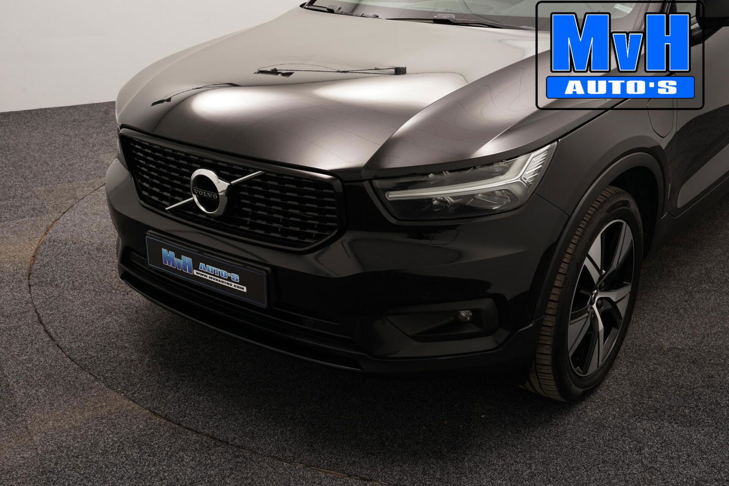 Volvo XC40 1.5 T5 Recharge R-Design|PANO|STOEL/STUUR.VERW|H/K.AUDIO
