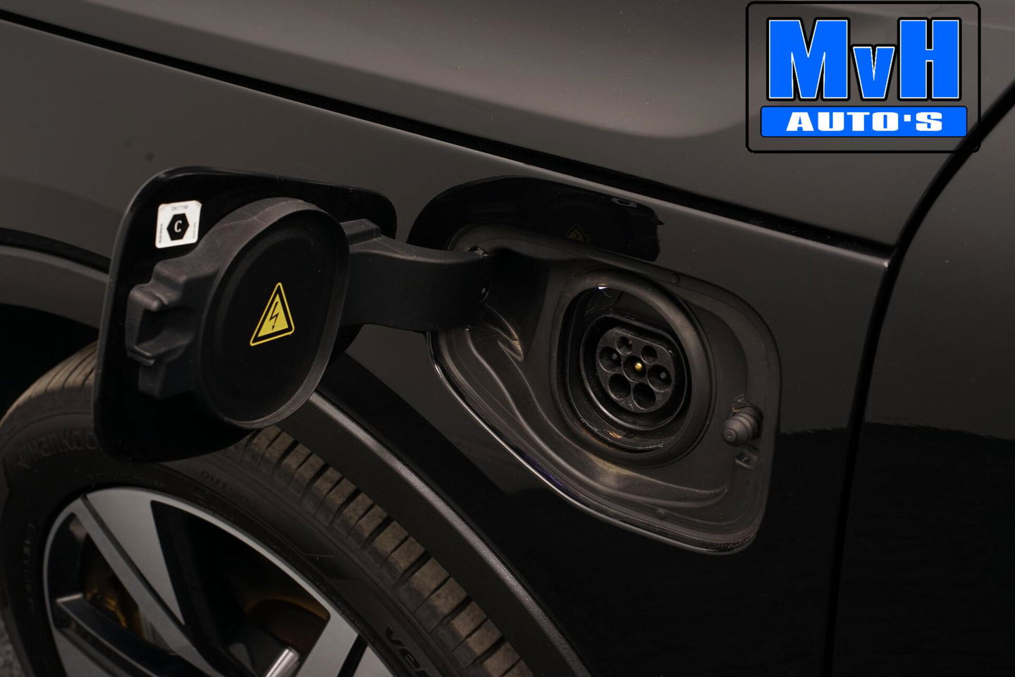 Volvo XC40 1.5 T5 Recharge R-Design|PANO|STOEL/STUUR.VERW|H/K.AUDIO