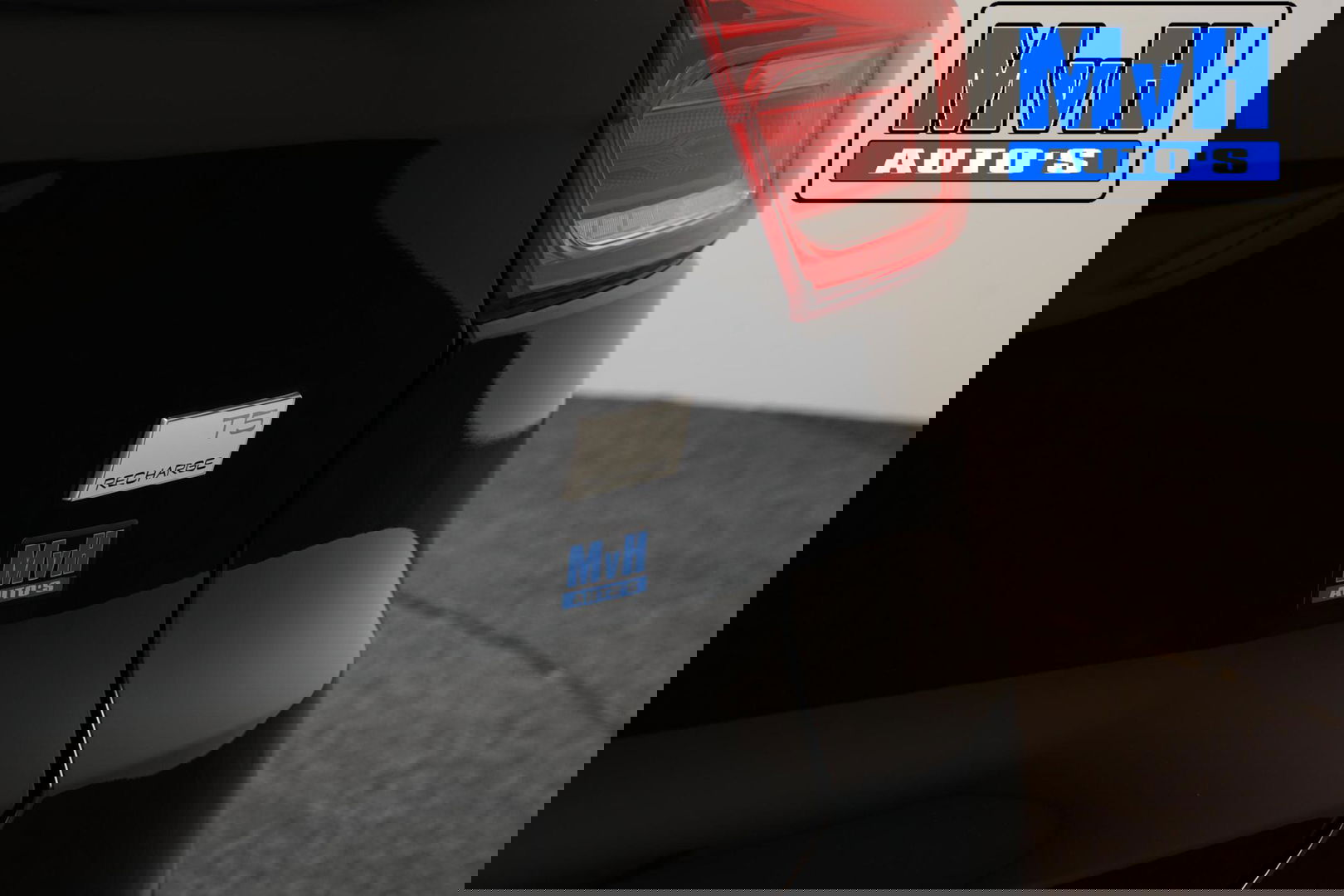 Volvo XC40 1.5 T5 Recharge R-Design|PANO|STOEL/STUUR.VERW|H/K.AUDIO