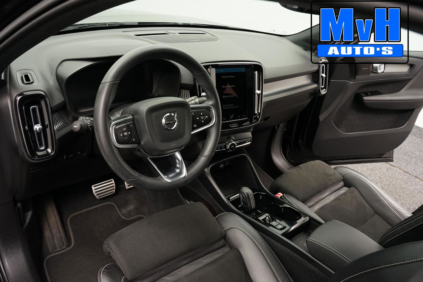 Volvo XC40 1.5 T5 Recharge R-Design|PANO|STOEL/STUUR.VERW|H/K.AUDIO