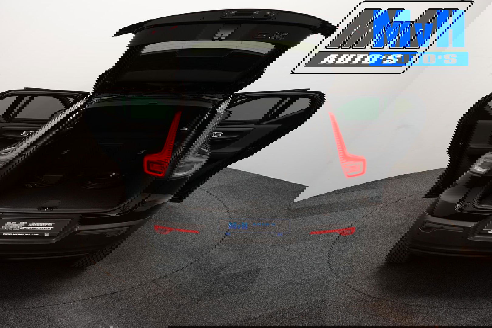 Volvo XC40 1.5 T5 Recharge R-Design|PANO|STOEL/STUUR.VERW|H/K.AUDIO