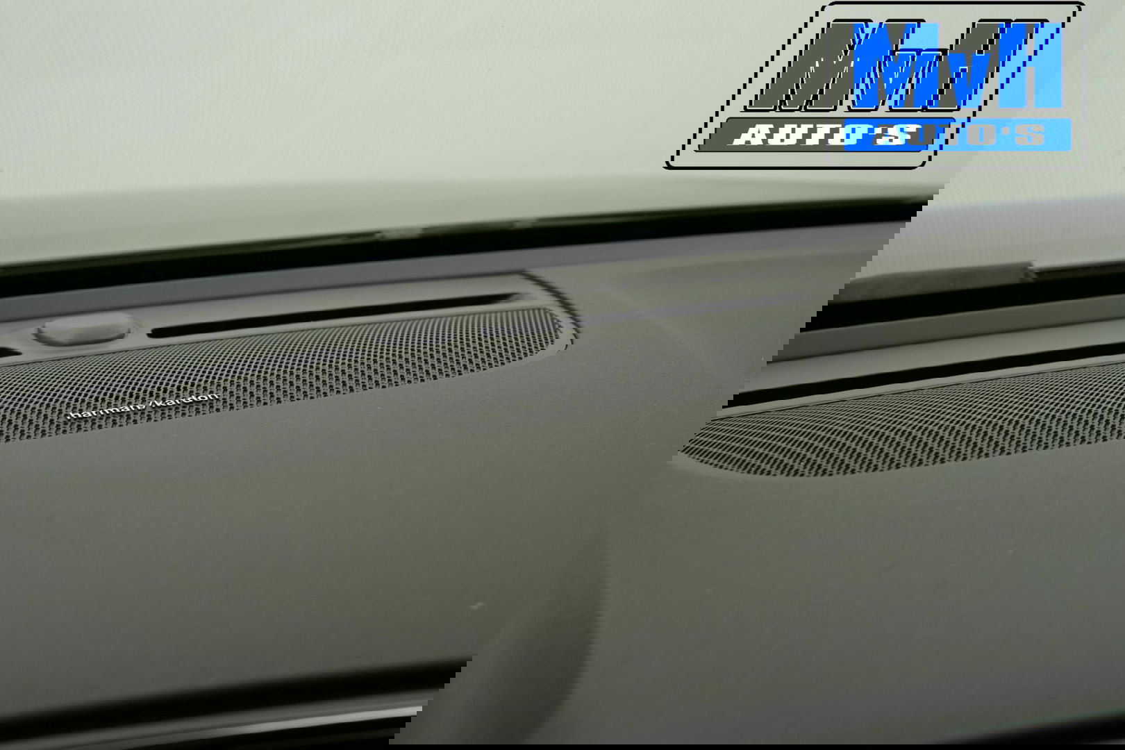 Volvo XC40 1.5 T5 Recharge R-Design|PANO|STOEL/STUUR.VERW|H/K.AUDIO