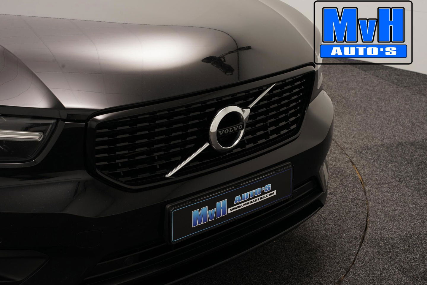 Volvo XC40 1.5 T5 Recharge R-Design|PANO|STOEL/STUUR.VERW|H/K.AUDIO