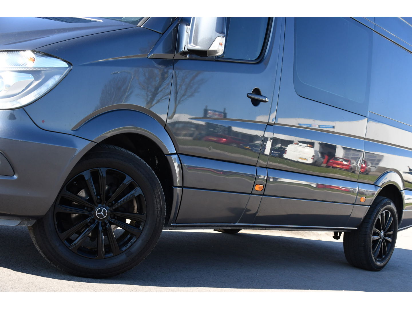 Mercedes-Benz Sprinter V6 319 3.0 L2H2 DC PB Edition Camera, Cruise, 3500KG Trekhaak, Stoelverwarming, Automaat, Multimedia, 190PK, Uniek!