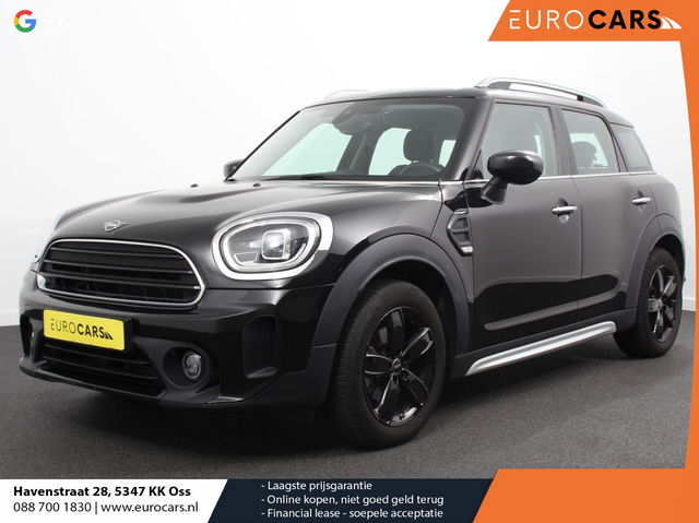 MINI Countryman - Mini Experience 1.5 Cooper Climate control Stoelverwarming Stuurverwarming Navigatie Achteruitrijcamera Parkeersensoren achter Cruise control LED