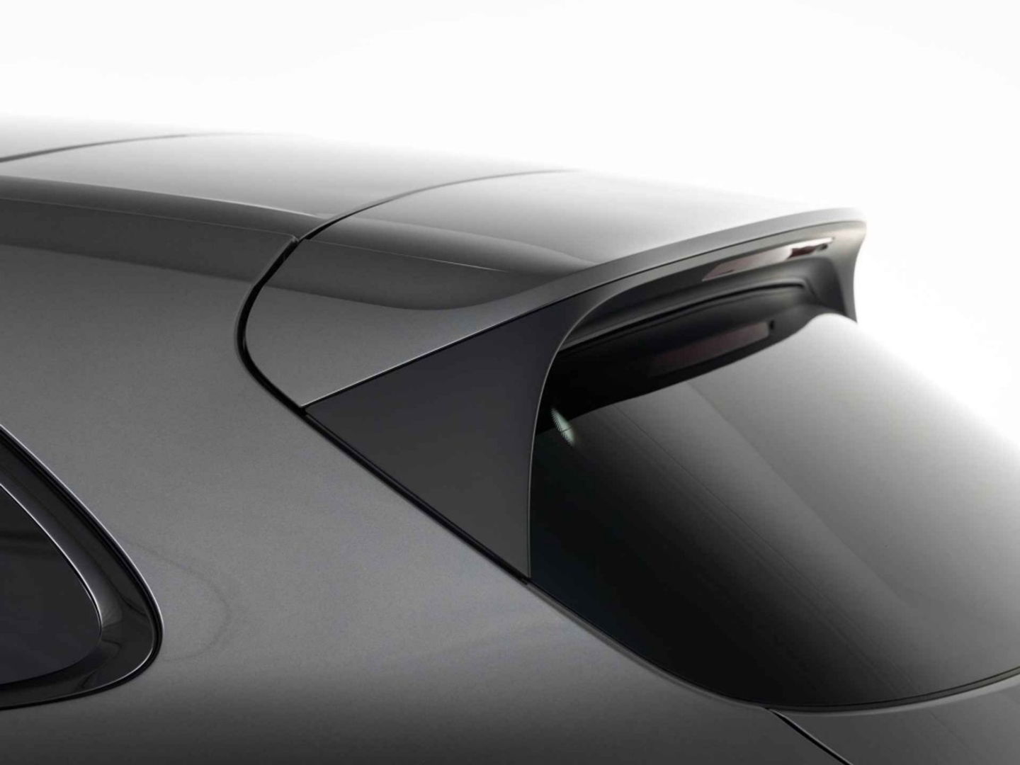 Porsche Cayenne 3.0 E-Hybrid 470PK / Sport Design / Bose / 2024 / ACC