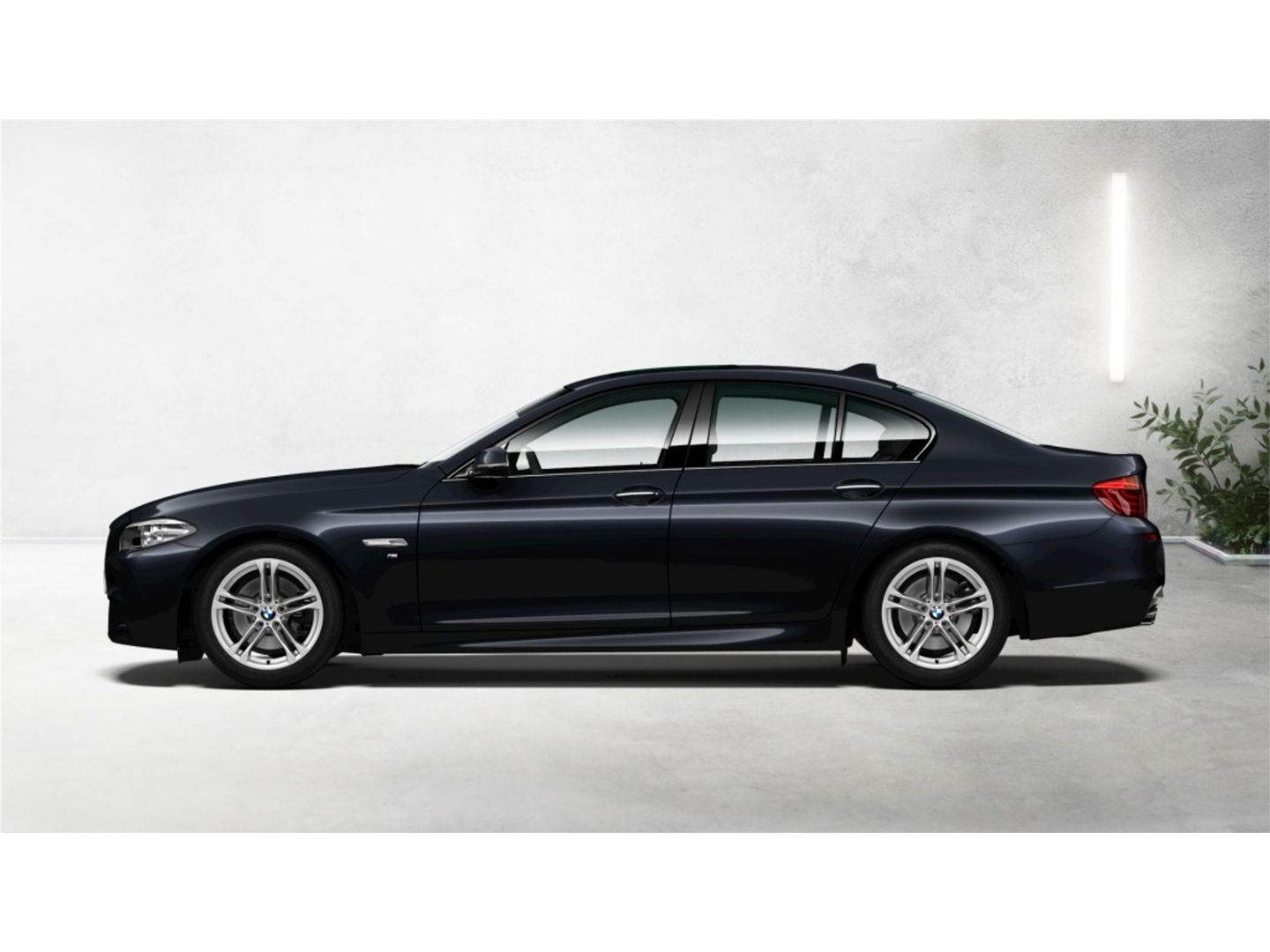 BMW 5 Serie 520i 184PK / M-sport / I-drive / LCI *NAP*