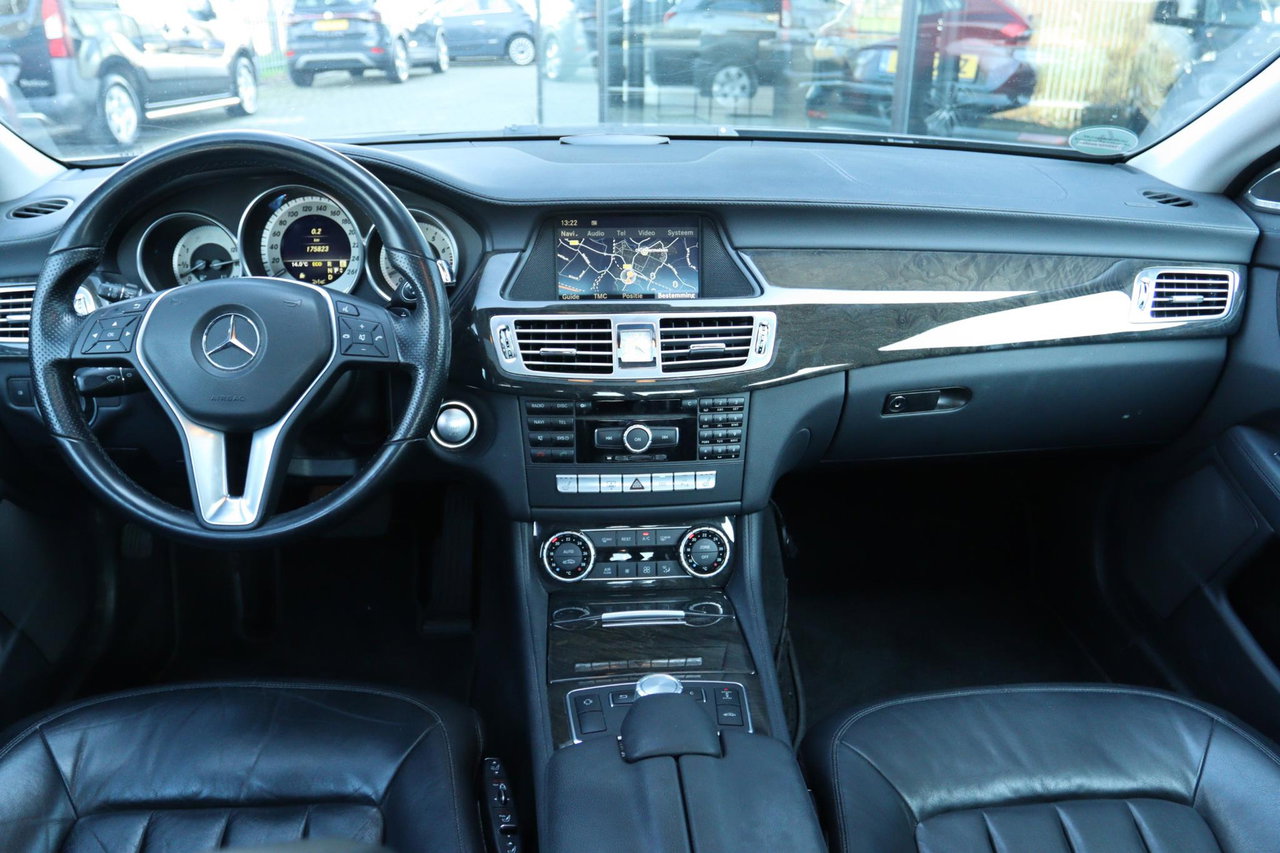 Mercedes-Benz CLS