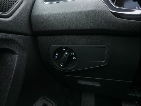 Volkswagen Tiguan Allspace 1.5 TSI R-Line Highline Business [ 7-Pers. ] Aut. *PANO | ARTVELOURS | FULL-LED | DIGI-COCKPIT | KEYLESS | ADAPTIVE-CRUISE | CAMERA | SHIFTPADDLES | CARPLAY | DAB+ | HEATED-COMFORTSEATS | NAVI-FULLMAP | PRIVACYGLASS | 19''ALU*