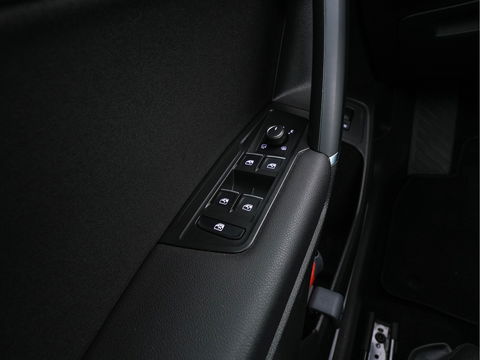 Volkswagen Tiguan Allspace 1.5 TSI R-Line Highline Business [ 7-Pers. ] Aut. *PANO | ARTVELOURS | FULL-LED | DIGI-COCKPIT | KEYLESS | ADAPTIVE-CRUISE | CAMERA | SHIFTPADDLES | CARPLAY | DAB+ | HEATED-COMFORTSEATS | NAVI-FULLMAP | PRIVACYGLASS | 19''ALU*