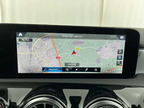 Mercedes-Benz A-Klasse 250 e Business Solution AMG Limited (INCL.BTW) *PANO | LEATHER-MICROFIBRE | FULL-LED | AMBIENTLIGHT | HEATED-SPORTSEATS | WIDESCREEN-DIGICOCKPIT | DAB+ | NAVI-FULLMAP | CAMERA | PRIVACYGLASS |  18''ALU*