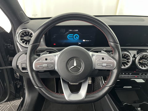 Mercedes-Benz A-Klasse 250 e Business Solution AMG Limited (INCL.BTW) *PANO | LEATHER-MICROFIBRE | FULL-LED | AMBIENTLIGHT | HEATED-SPORTSEATS | WIDESCREEN-DIGICOCKPIT | DAB+ | NAVI-FULLMAP | CAMERA | PRIVACYGLASS |  18''ALU*