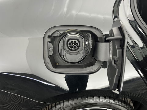 Mercedes-Benz A-Klasse 250 e Business Solution AMG Limited (INCL.BTW) *PANO | LEATHER-MICROFIBRE | FULL-LED | AMBIENTLIGHT | HEATED-SPORTSEATS | WIDESCREEN-DIGICOCKPIT | DAB+ | NAVI-FULLMAP | CAMERA | PRIVACYGLASS |  18''ALU*