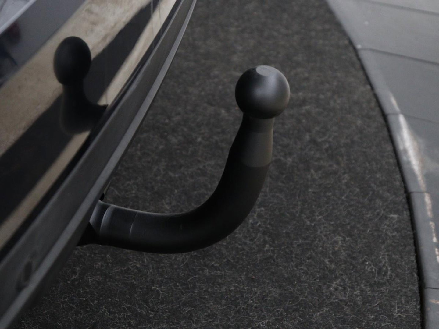 MINI Countryman 1.5 Cooper S E ALL4 Chili | Panoramadak | Leder | Head-Up | Harman/Kardon | Stoelverwarming | Adaptive cruise | Camera | Carplay | Navigatie | Climate control | PHEV | Plug In