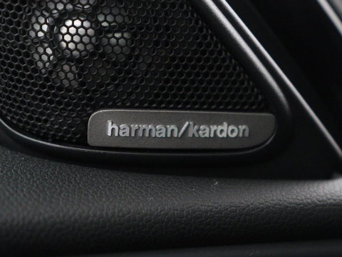 MINI Countryman 1.5 Cooper S E ALL4 Chili | Panoramadak | Leder | Head-Up | Harman/Kardon | Stoelverwarming | Adaptive cruise | Camera | Carplay | Navigatie | Climate control | PHEV | Plug In