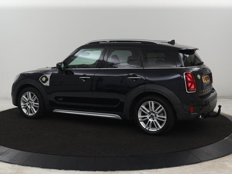 MINI Countryman 1.5 Cooper S E ALL4 Chili | Panoramadak | Leder | Head-Up | Harman/Kardon | Stoelverwarming | Adaptive cruise | Camera | Carplay | Navigatie | Climate control | PHEV | Plug In