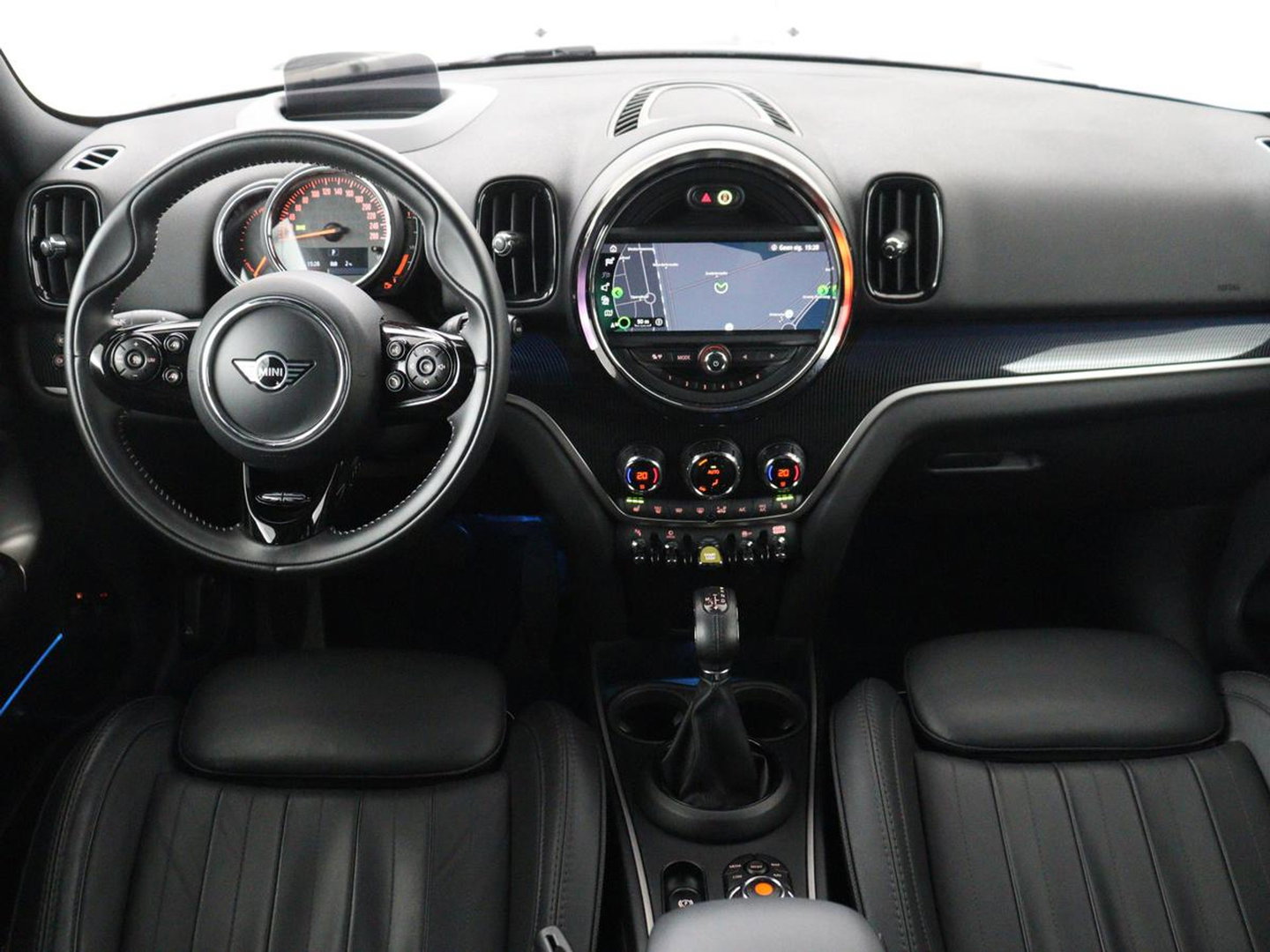 MINI Countryman 1.5 Cooper S E ALL4 Chili | Panoramadak | Leder | Head-Up | Harman/Kardon | Stoelverwarming | Adaptive cruise | Camera | Carplay | Navigatie | Climate control | PHEV | Plug In