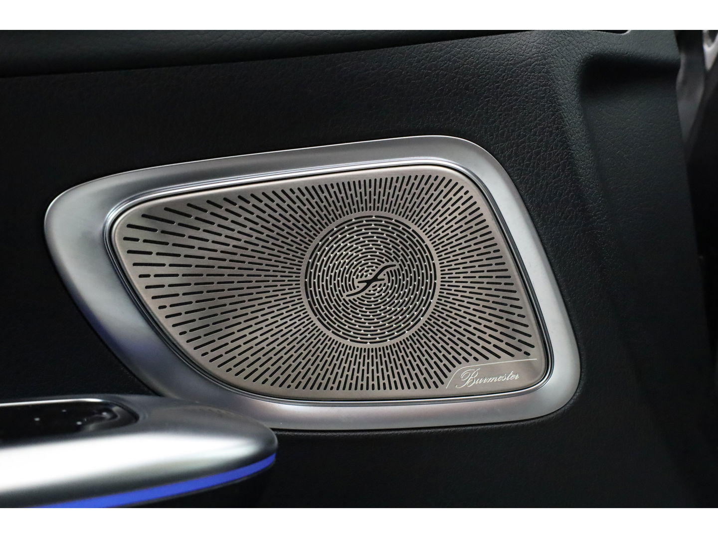 Mercedes-Benz C-Klasse Estate 180 Luxury Line | Pano | Elek. Trekhaak | 360cam | Leder | Memory seats | Burmester | Adapt. Cruise | Carplay