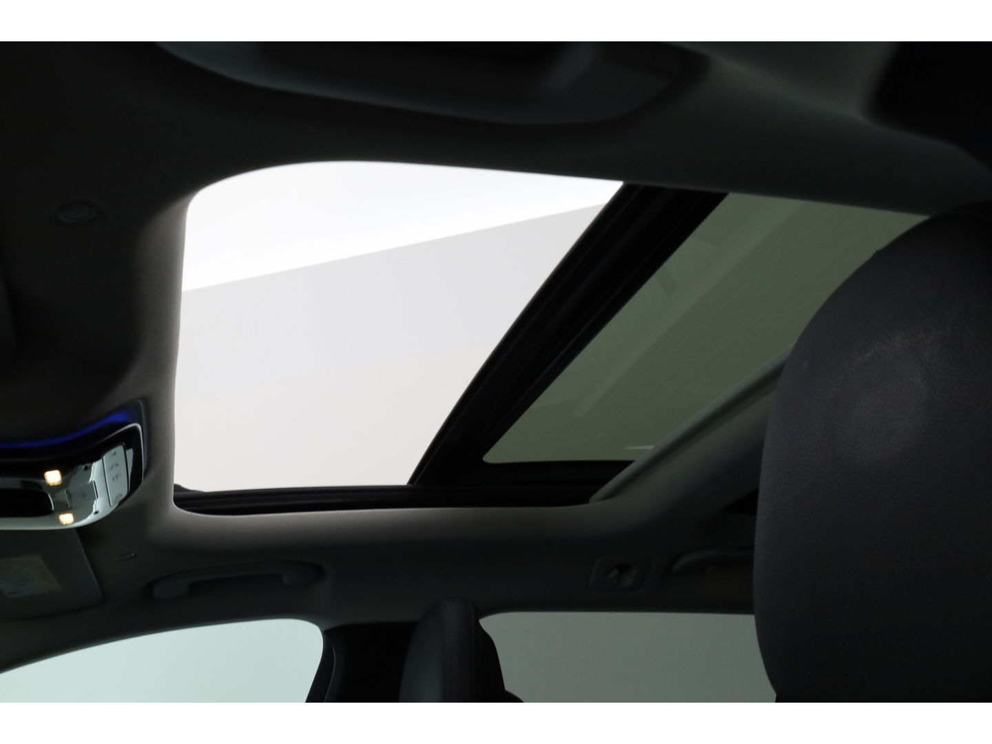 Mercedes-Benz C-Klasse Estate 180 Luxury Line | Pano | Elek. Trekhaak | 360cam | Leder | Memory seats | Burmester | Adapt. Cruise | Carplay