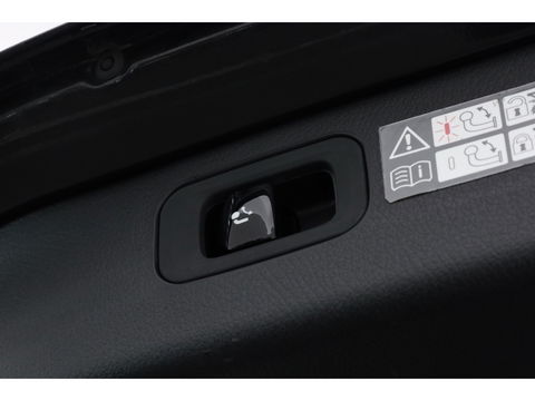 Mercedes-Benz C-Klasse Estate 180 Luxury Line | Pano | Elek. Trekhaak | 360cam | Leder | Memory seats | Burmester | Adapt. Cruise | Carplay