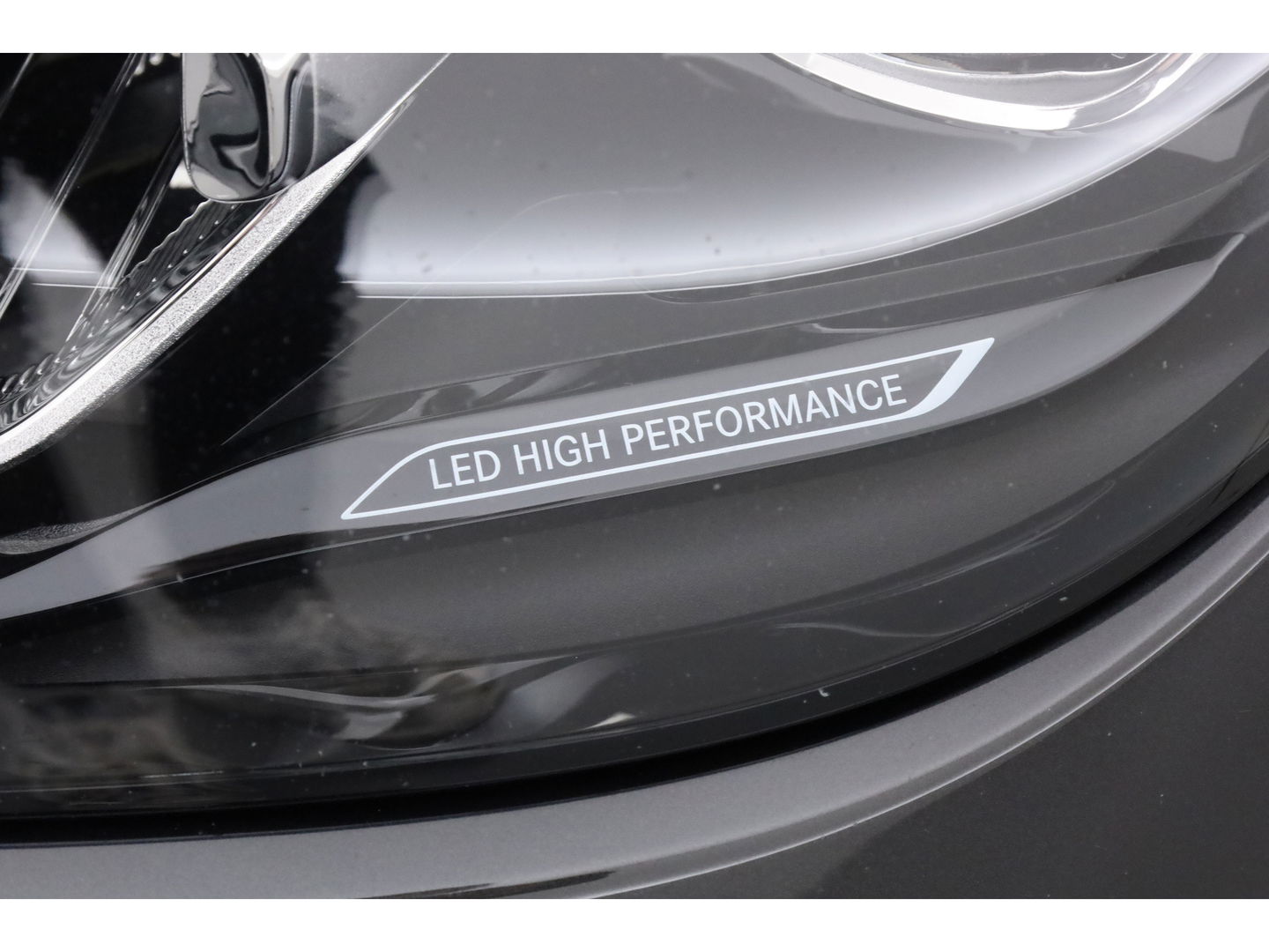 Mercedes-Benz C-Klasse Estate 180 Luxury Line | Pano | Elek. Trekhaak | 360cam | Leder | Memory seats | Burmester | Adapt. Cruise | Carplay