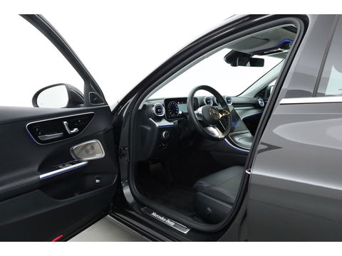 Mercedes-Benz C-Klasse Estate 180 Luxury Line | Pano | Elek. Trekhaak | 360cam | Leder | Memory seats | Burmester | Adapt. Cruise | Carplay