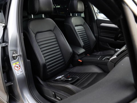 Volkswagen Passat Variant GTE 1.4 TSI PHEV HUD Pano Leder Trekhaak 360 Cam Standkachel