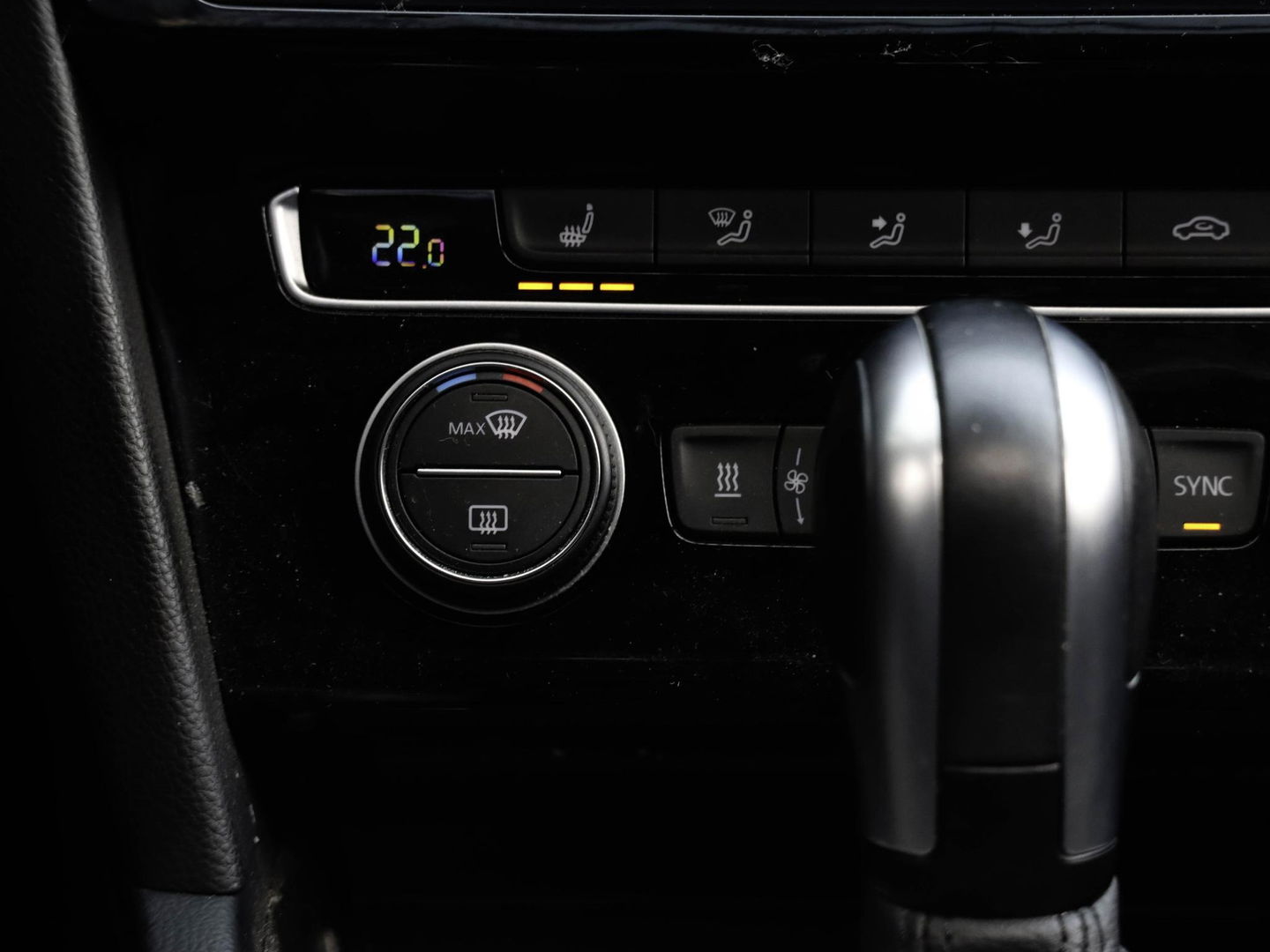 Volkswagen Passat Variant GTE 1.4 TSI PHEV HUD Pano Leder Trekhaak 360 Cam Standkachel