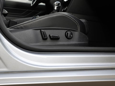 Volkswagen Passat Variant GTE 1.4 TSI PHEV HUD Pano Leder Trekhaak 360 Cam Standkachel