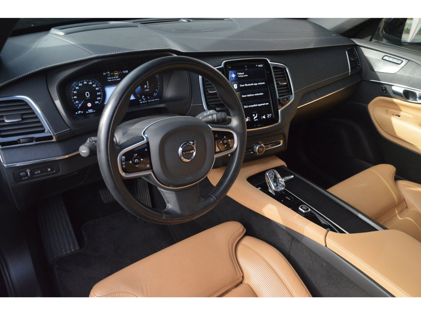 Volvo XC90 T8 Hybride AWD Ultimate Bright LONG RANGE | Luchtvering | Massage | Ventilatie stoelen | Panoramadak | Head-Up Display|