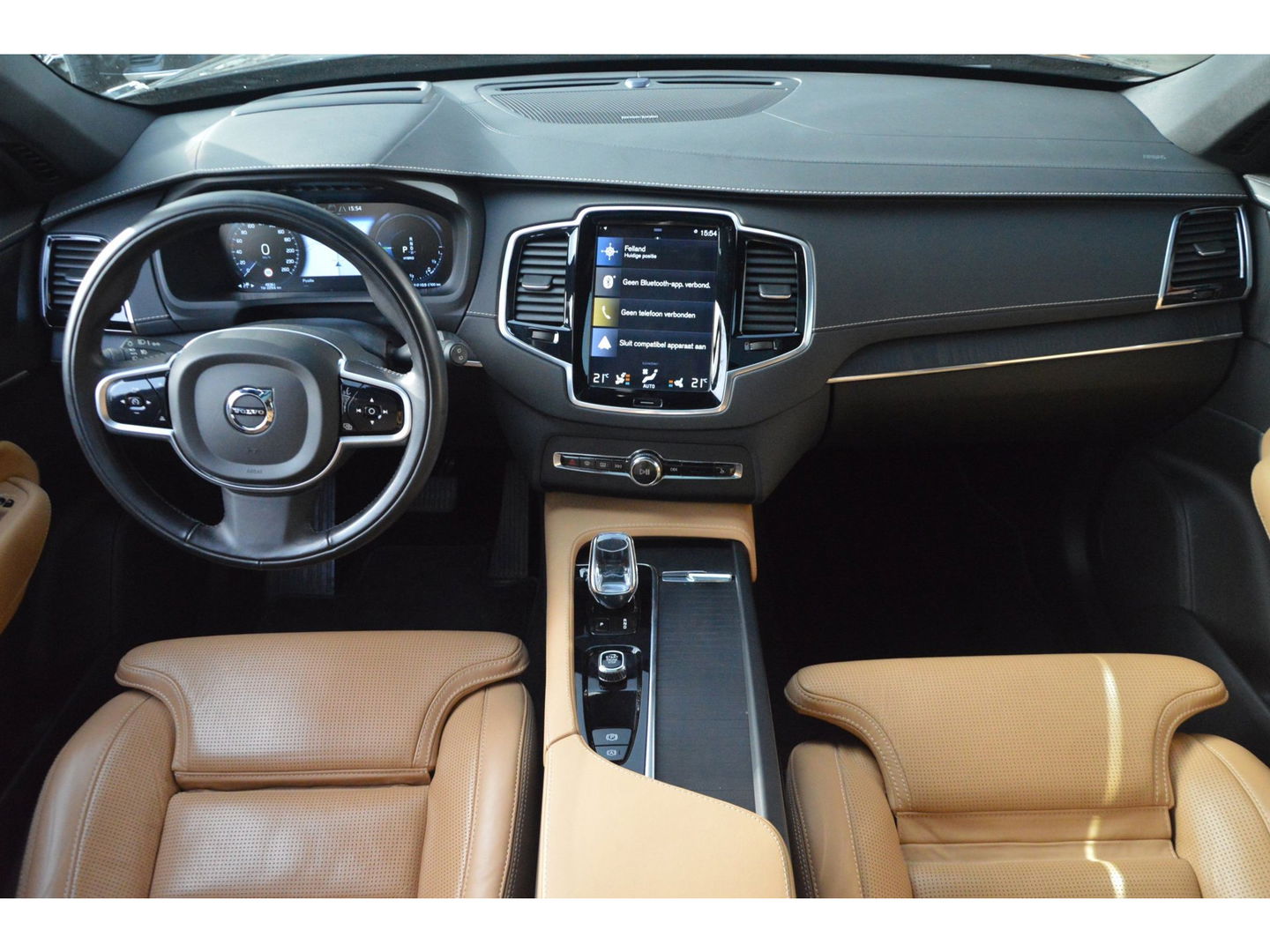 Volvo XC90 T8 Hybride AWD Ultimate Bright LONG RANGE | Luchtvering | Massage | Ventilatie stoelen | Panoramadak | Head-Up Display|