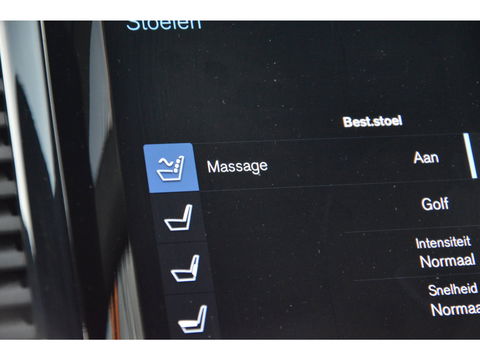 Volvo XC90 T8 Hybride AWD Ultimate Bright LONG RANGE | Luchtvering | Massage | Ventilatie stoelen | Panoramadak | Head-Up Display|