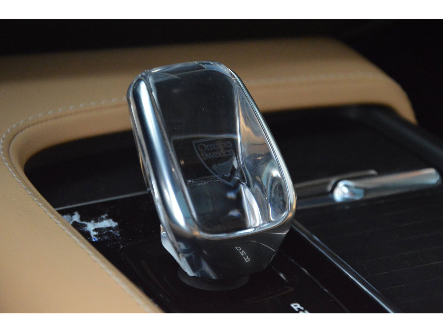 Volvo XC90 T8 Hybride AWD Ultimate Bright LONG RANGE | Luchtvering | Massage | Ventilatie stoelen | Panoramadak | Head-Up Display|