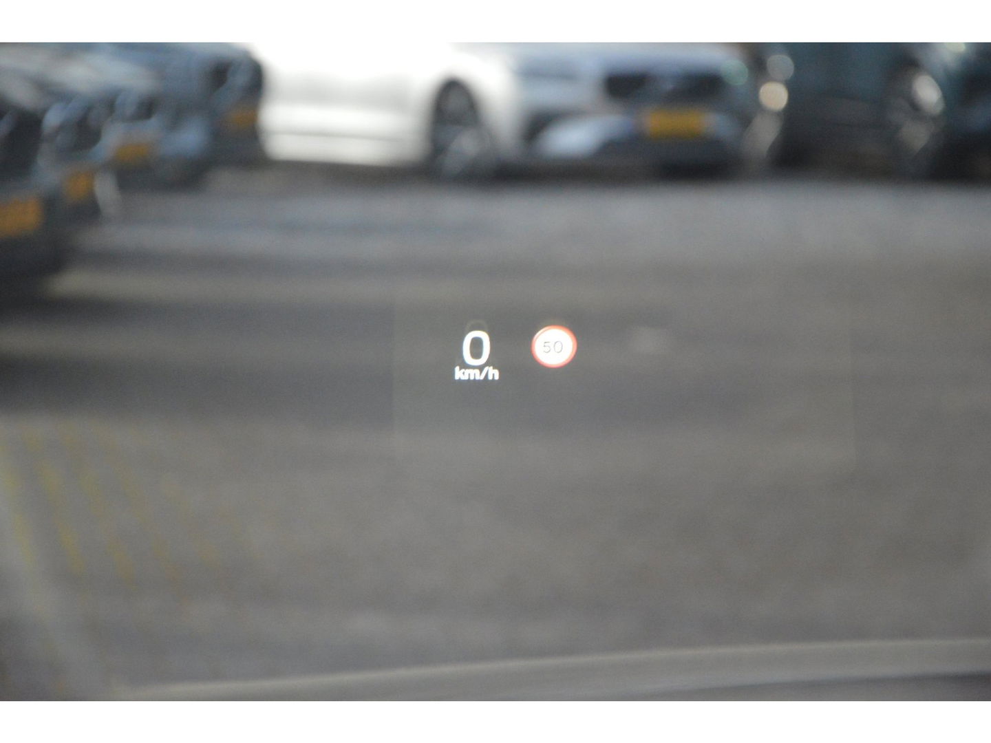 Volvo XC90 T8 Hybride AWD Ultimate Bright LONG RANGE | Luchtvering | Massage | Ventilatie stoelen | Panoramadak | Head-Up Display|